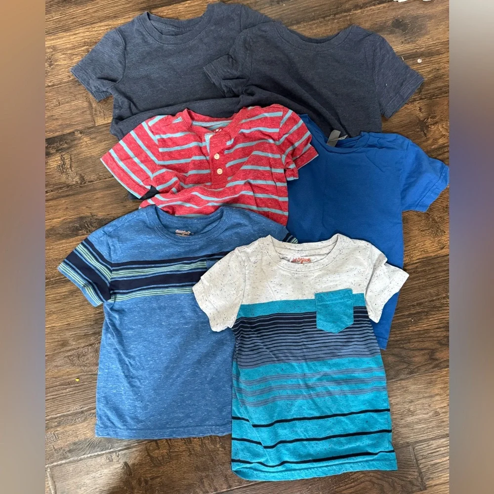 Bundle of 3T Short Sleeve Shirts - Picture 1 of 3